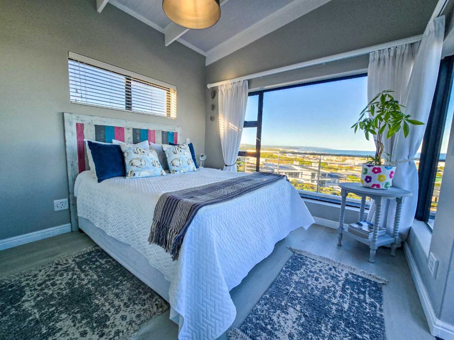 2 Bedroom Property for Sale in Stilbaai Oos Western Cape